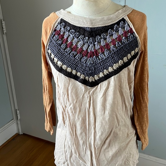 Free People Spring Bound Raglan Crochet Shirt size small - Picture 2 of 8